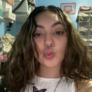 Meet your Posher, Pink